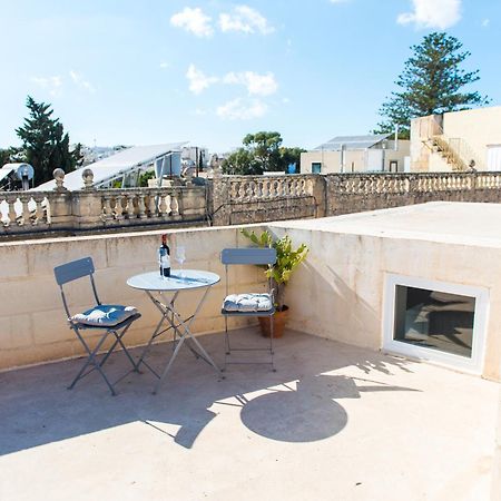 San Anton Suites Attard Bagian luar foto