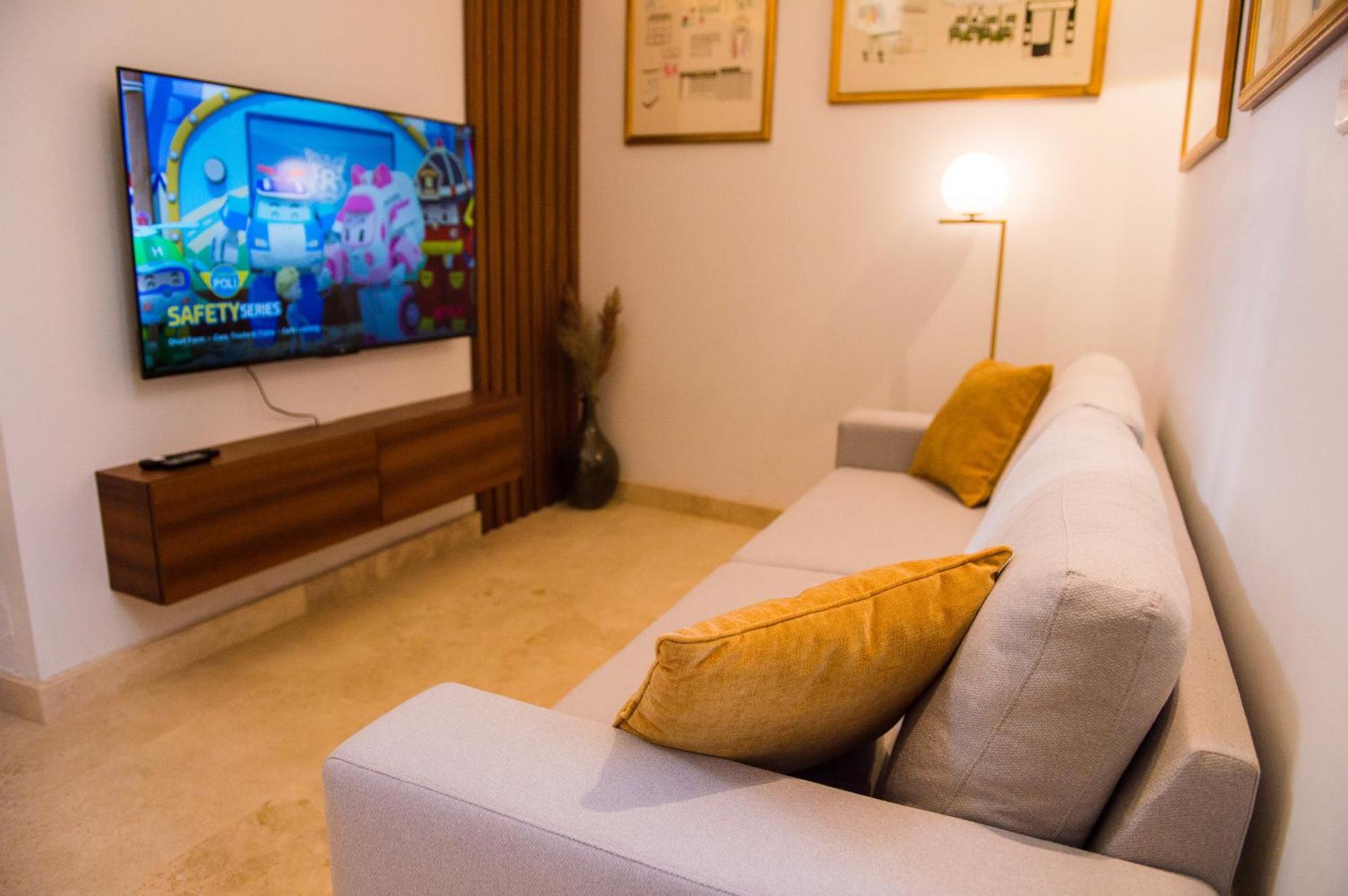 San Anton Suites Attard Bagian luar foto
