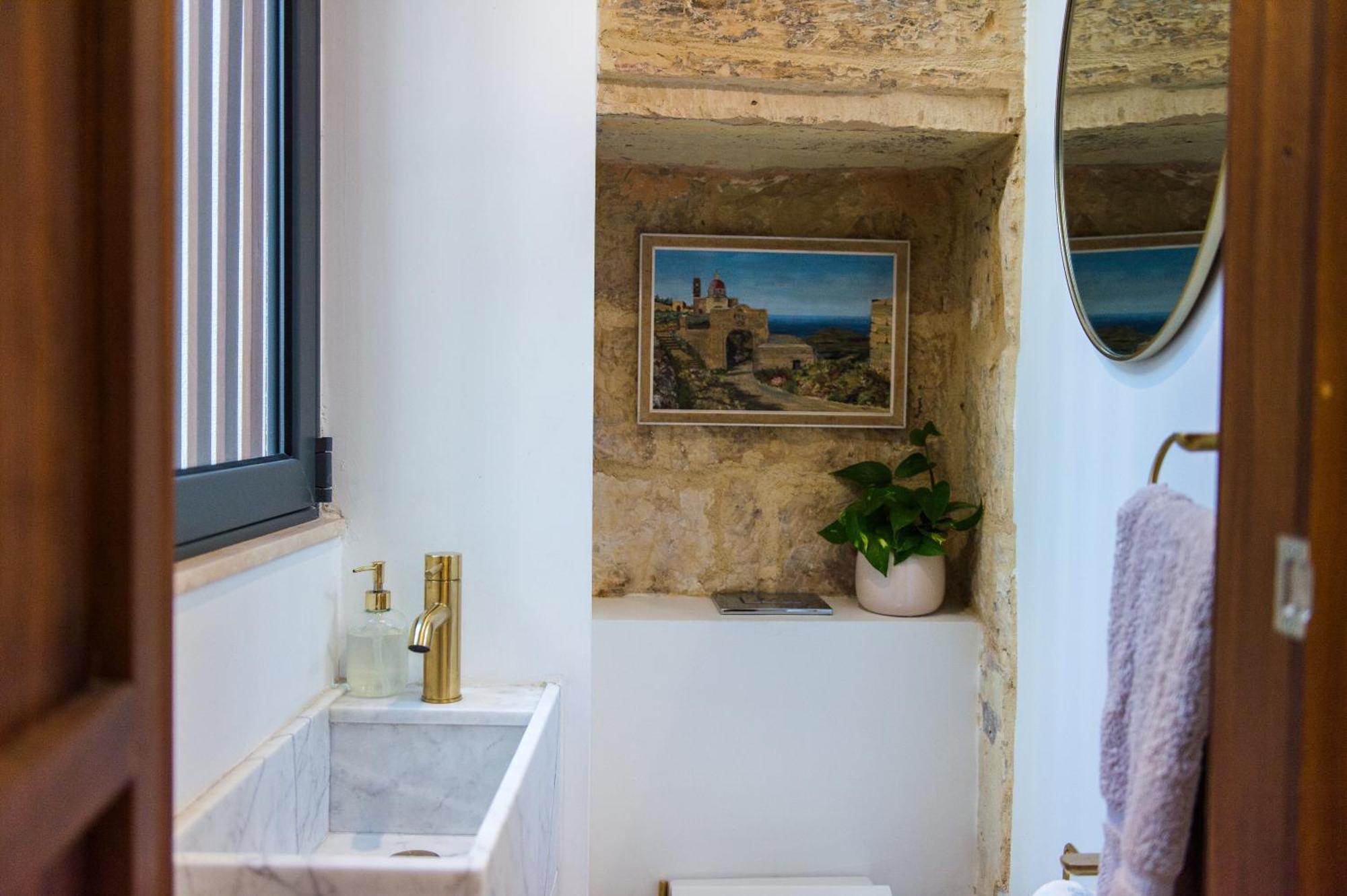 San Anton Suites Attard Bagian luar foto
