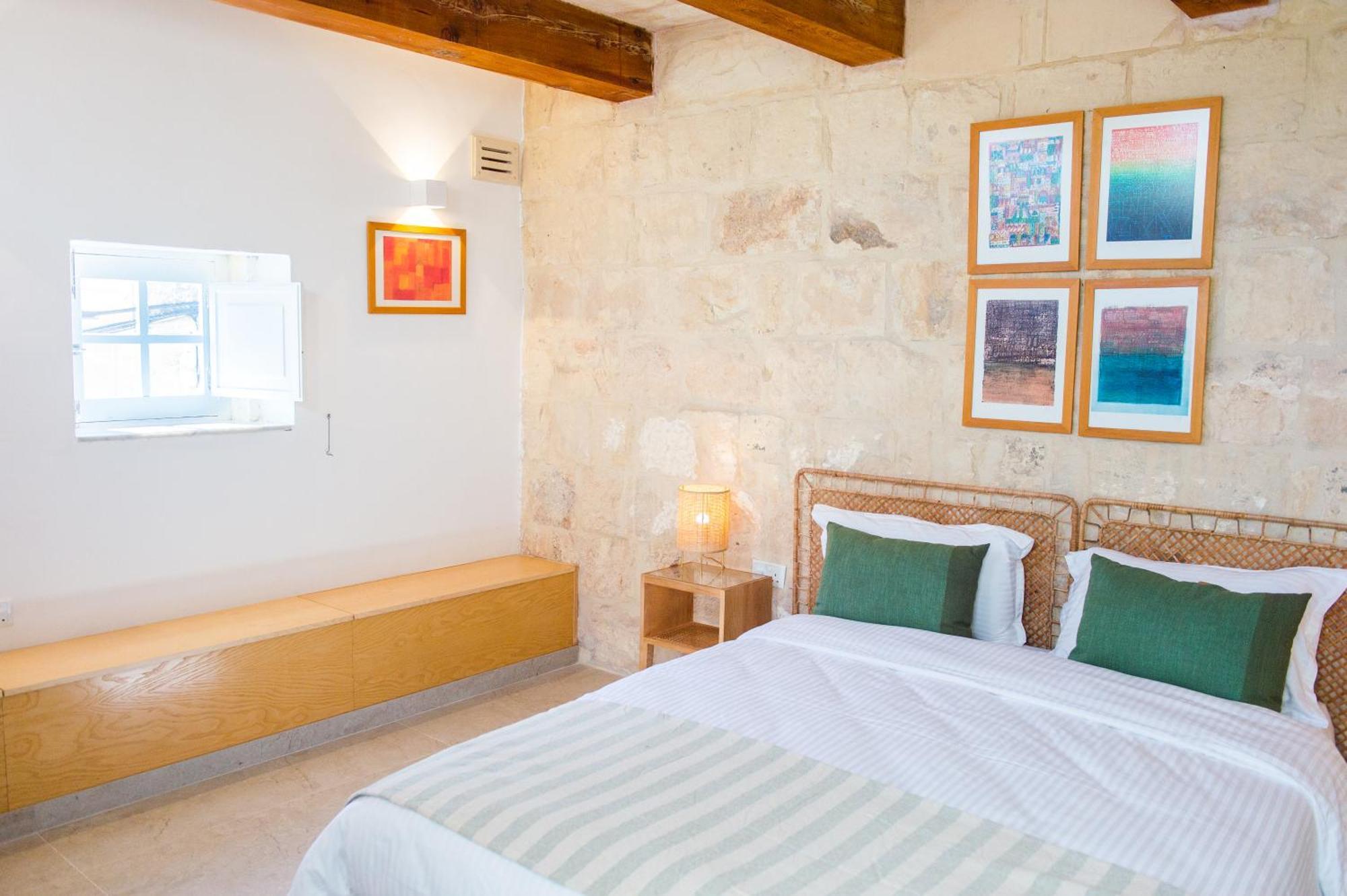 San Anton Suites Attard Bagian luar foto