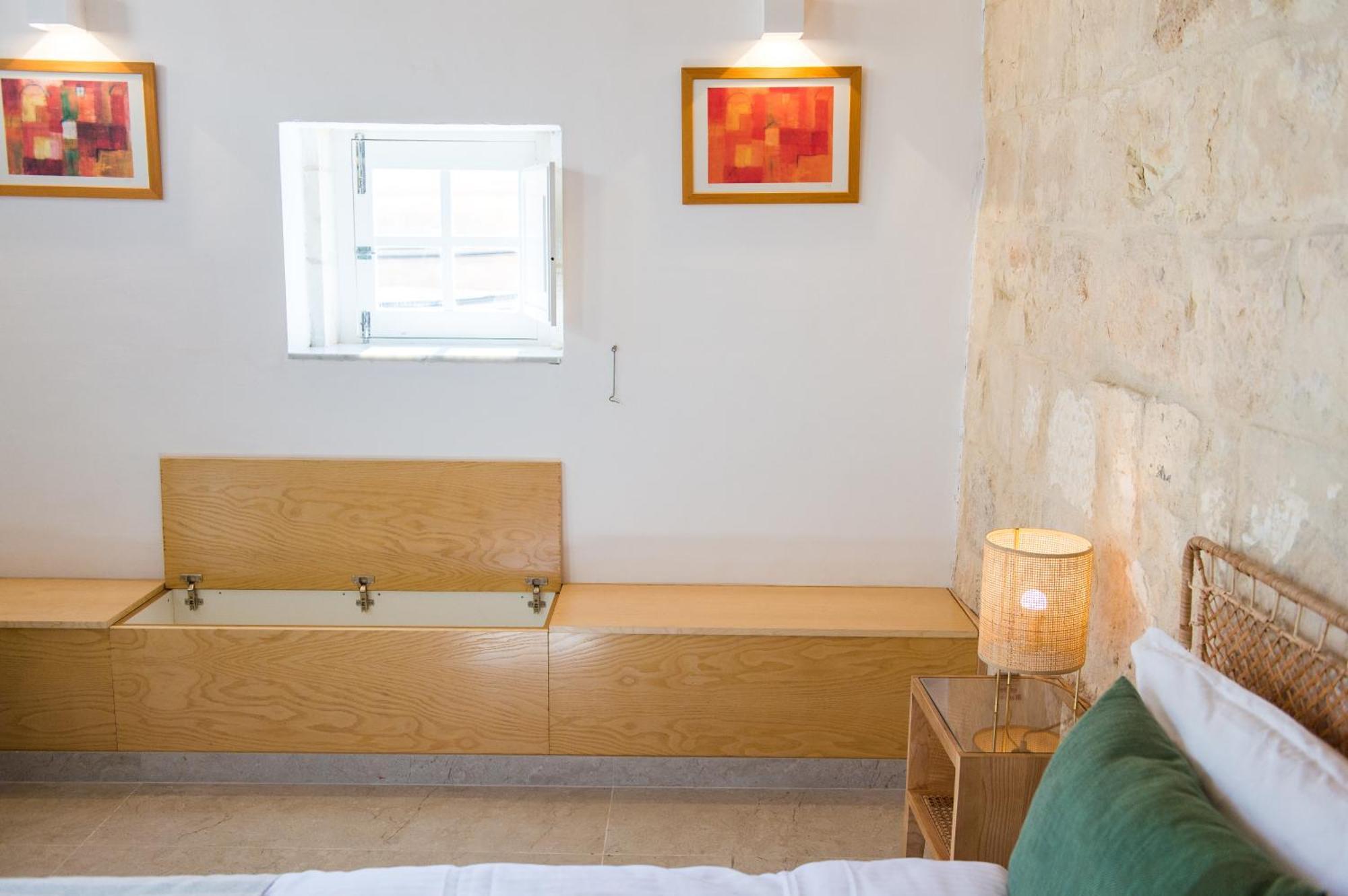 San Anton Suites Attard Bagian luar foto